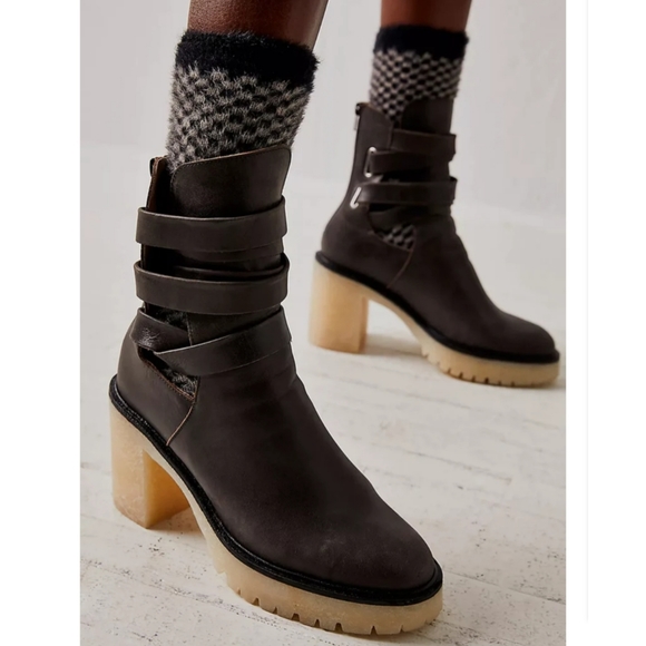 Free People Jesse Cutout Boot Size 39.5